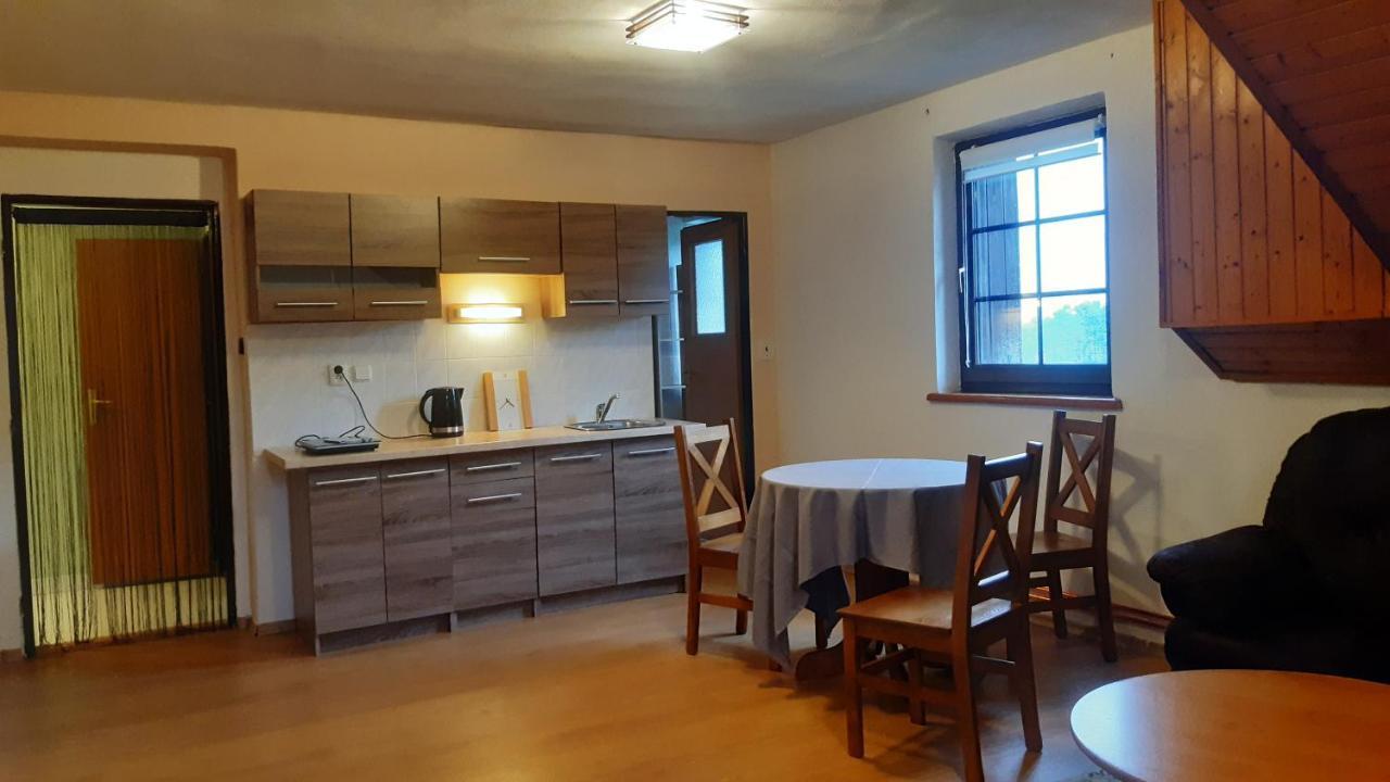 Budha Apartma Jirikov  Eksteriør bilde